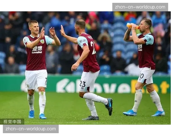 无声的守护：探访英超赛场网络安全运营中心，如何抵御每秒数万次网络攻击