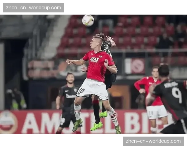 罗马主场2-2战平佛罗伦萨,迪巴拉任意球世界波救主 罗马主场2-2战平佛罗伦萨,迪巴拉任意球世界波救主